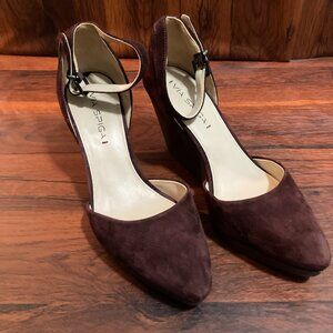 Via Spiga Vintage Women 8 1/2 Designer Platform Suede Wedge Heel Statement